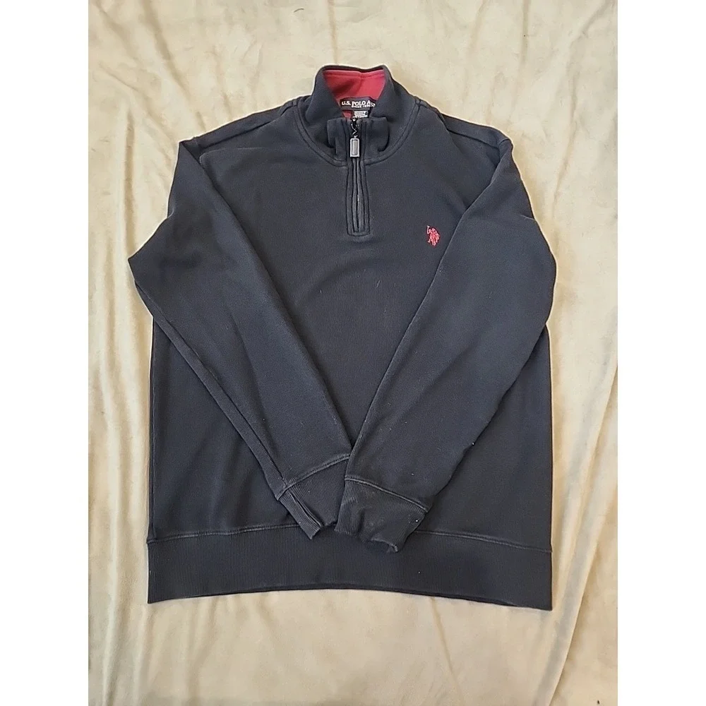 Polo Ralph Lauren Men's Large Quarter Zip Sweatshirt with Embroidered Logo
